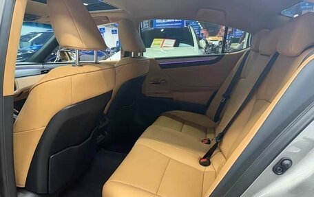 Lexus ES VII, 2025 год, 4 100 000 рублей, 10 фотография