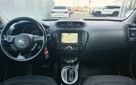 KIA Soul II рестайлинг, 2018 год, 1 690 000 рублей, 10 фотография