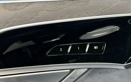 Audi A8, 2022 год, 10 500 000 рублей, 5 фотография