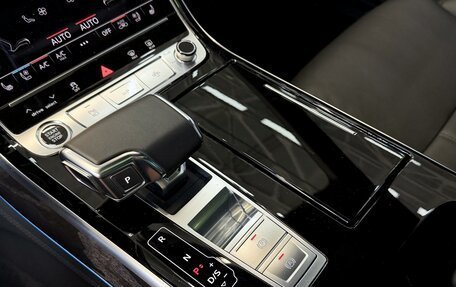 Audi A8, 2022 год, 10 500 000 рублей, 16 фотография