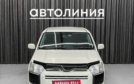 Toyota Probox I, 2017 год, 899 000 рублей, 4 фотография