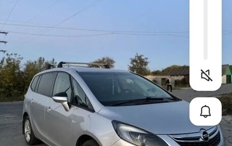 Opel Zafira C рестайлинг, 2012 год, 820 000 рублей, 1 фотография