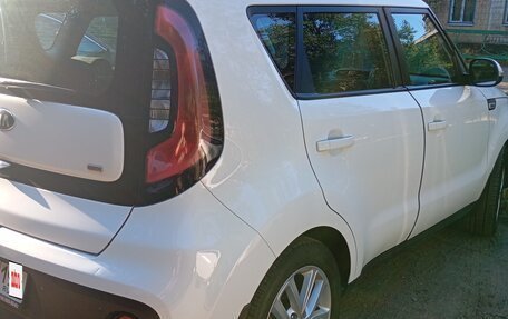 KIA Soul II рестайлинг, 2017 год, 1 280 000 рублей, 2 фотография