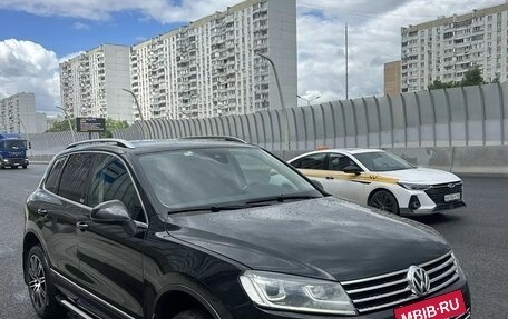 Volkswagen Touareg III, 2017 год, 2 590 000 рублей, 5 фотография