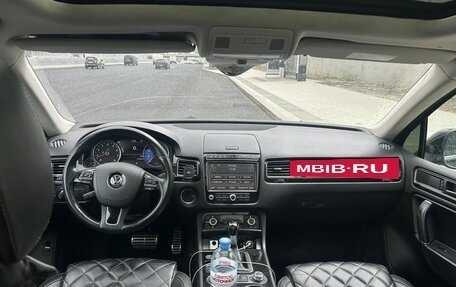 Volkswagen Touareg III, 2017 год, 2 590 000 рублей, 4 фотография
