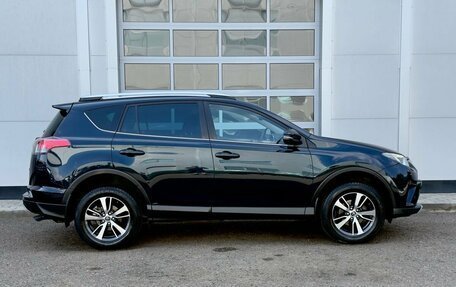 Toyota RAV4, 2019 год, 2 800 000 рублей, 6 фотография