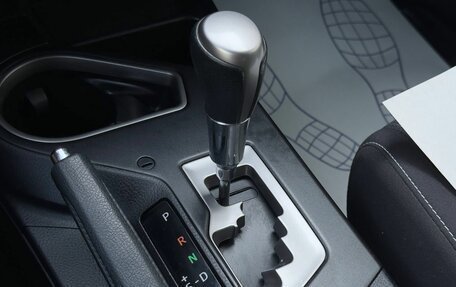 Toyota RAV4, 2019 год, 2 800 000 рублей, 18 фотография