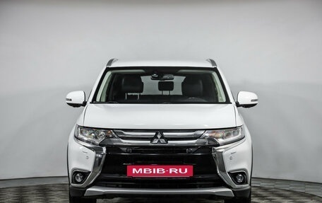 Mitsubishi Outlander III рестайлинг 3, 2017 год, 1 949 000 рублей, 3 фотография