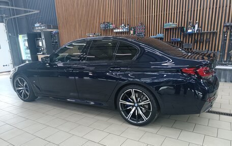 BMW 5 серия, 2022 год, 5 500 000 рублей, 4 фотография