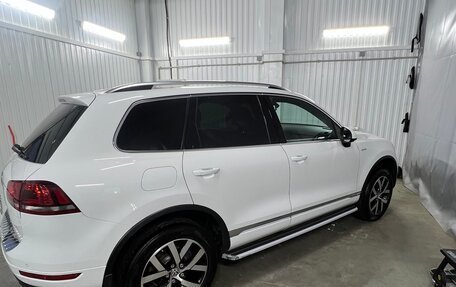 Volkswagen Touareg III, 2014 год, 2 600 000 рублей, 2 фотография