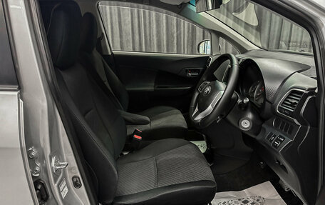 Toyota Ractis II, 2013 год, 850 000 рублей, 6 фотография