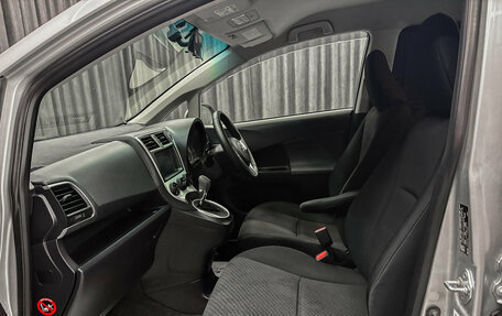 Toyota Ractis II, 2013 год, 850 000 рублей, 9 фотография