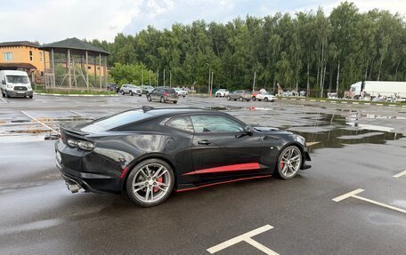 Chevrolet Camaro VI, 2019 год, 2 200 000 рублей, 3 фотография