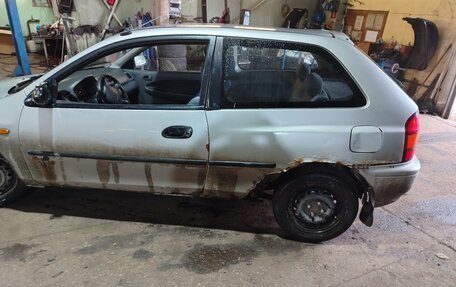 Mazda 323, 2000 год, 130 000 рублей, 8 фотография
