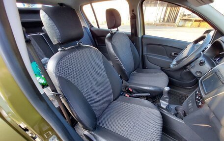 Renault Sandero II рестайлинг, 2015 год, 915 000 рублей, 9 фотография