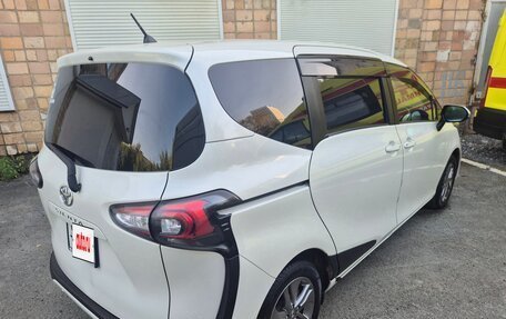 Toyota Sienta II, 2020 год, 1 711 000 рублей, 5 фотография