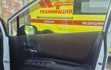 Toyota Sienta II, 2020 год, 1 711 000 рублей, 26 фотография