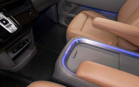 Hyundai Staria, 2024 год, 6 200 000 рублей, 24 фотография