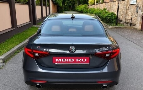 Alfa Romeo Giulia II, 2018 год, 2 650 000 рублей, 5 фотография