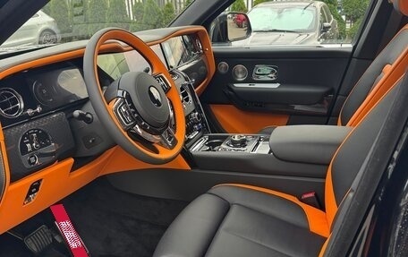 Rolls-Royce Cullinan, 2026 год, 64 000 000 рублей, 9 фотография