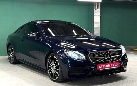 Mercedes-Benz E-Класс, 2018 год, 4 300 000 рублей, 2 фотография