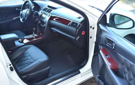 Toyota Camry, 2014 год, 2 070 000 рублей, 13 фотография