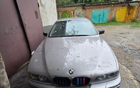 BMW 5 серия, 2000 год, 260 000 рублей, 3 фотография