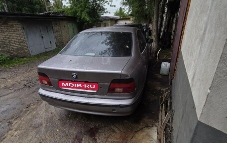 BMW 5 серия, 2000 год, 260 000 рублей, 2 фотография