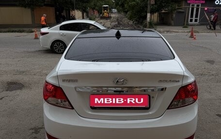 Hyundai Solaris II рестайлинг, 2013 год, 650 000 рублей, 2 фотография
