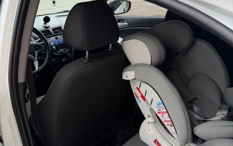 Hyundai Solaris II рестайлинг, 2013 год, 650 000 рублей, 7 фотография