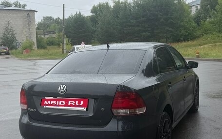 Volkswagen Polo VI (EU Market), 2012 год, 700 000 рублей, 3 фотография