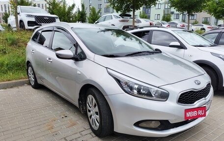 KIA cee'd III, 2015 год, 890 000 рублей, 2 фотография