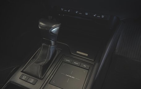 Lexus ES VII, 2019 год, 3 500 000 рублей, 21 фотография