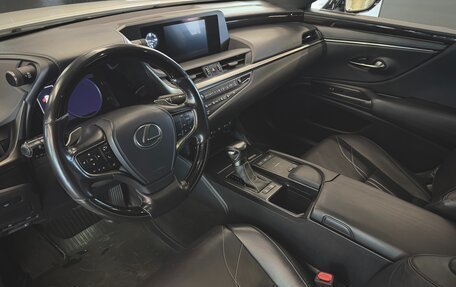 Lexus ES VII, 2019 год, 3 500 000 рублей, 17 фотография