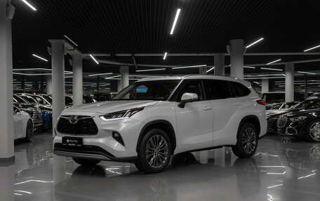 Toyota Highlander, 2026 год, 5 440 000 рублей, 22 фотография