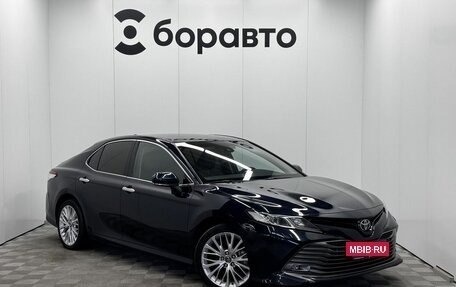 Toyota Camry, 2018 год, 2 785 000 рублей, 3 фотография