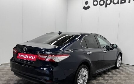 Toyota Camry, 2018 год, 2 785 000 рублей, 4 фотография