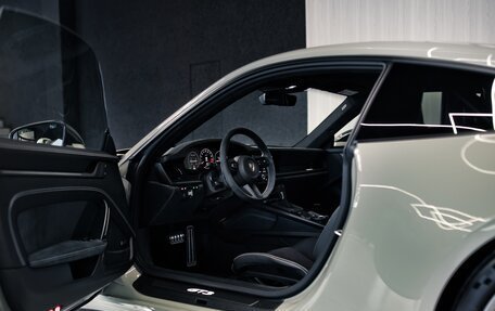 Porsche 911 GT3, 2025 год, 30 000 000 рублей, 11 фотография