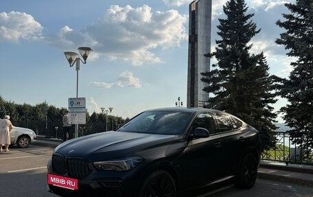 BMW X6, 2022 год, 2 фотография