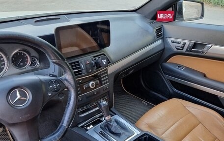 Mercedes-Benz E-Класс, 2011 год, 1 350 000 рублей, 6 фотография