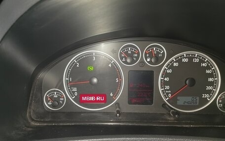 Volkswagen Multivan T5, 2008 год, 1 850 000 рублей, 2 фотография