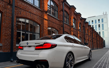 BMW 5 серия, 2022 год, 10 000 000 рублей, 4 фотография
