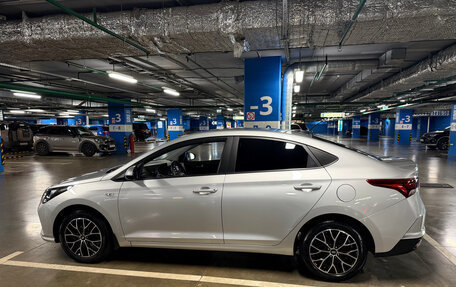 Hyundai Solaris II рестайлинг, 2021 год, 1 552 000 рублей, 4 фотография