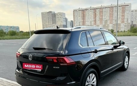 Volkswagen Tiguan II, 2019 год, 2 890 000 рублей, 5 фотография