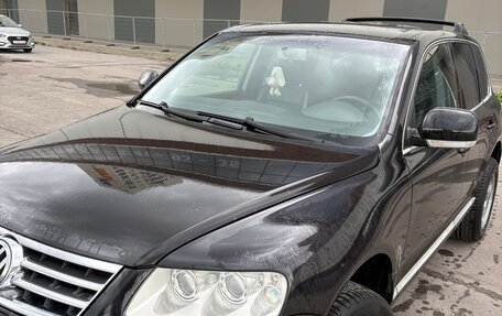 Volkswagen Touareg III, 2004 год, 700 000 рублей, 12 фотография