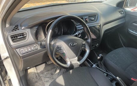 KIA Rio III рестайлинг, 2017 год, 800 000 рублей, 12 фотография