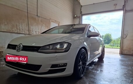 Volkswagen Golf VII, 2013 год, 1 250 000 рублей, 2 фотография