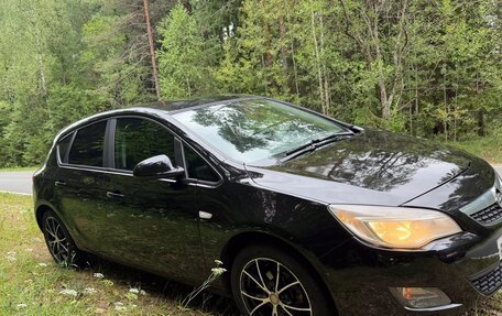 Opel Astra J, 2010 год, 540 000 рублей, 19 фотография