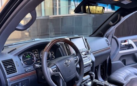 Toyota Land Cruiser 200, 2019 год, 9 000 000 рублей, 6 фотография
