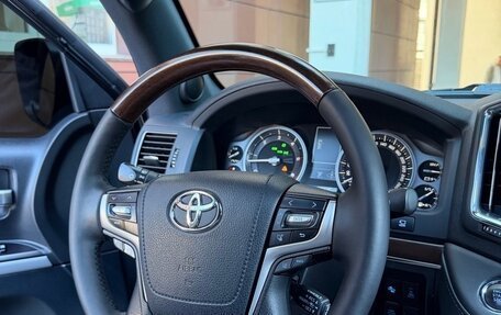 Toyota Land Cruiser 200, 2019 год, 9 000 000 рублей, 8 фотография